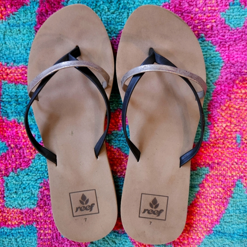 REEF Cushion Bounce Slim Flip Flops Bliss Sandals EUC